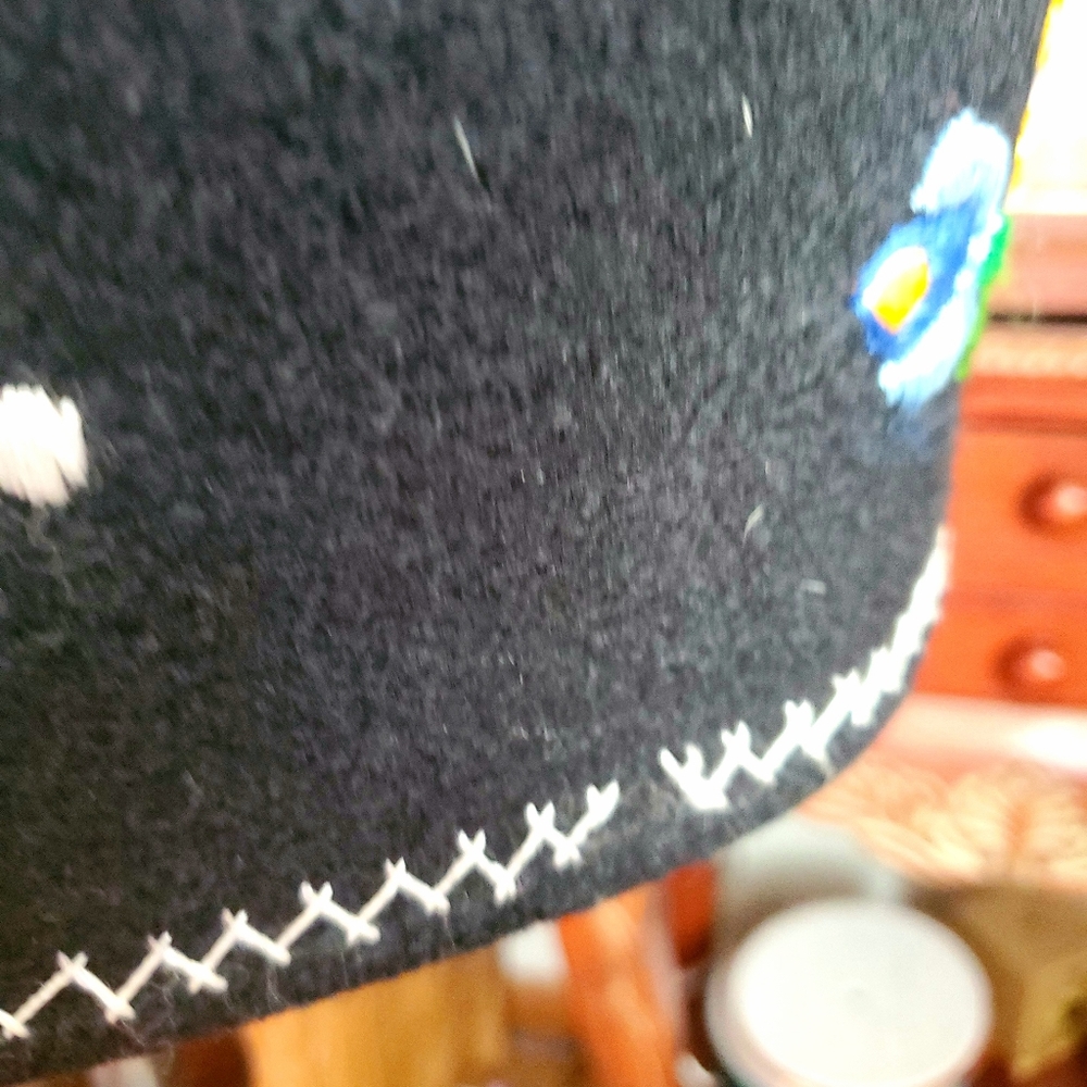 Vintage 60s Felt Embroidered Flower Power Vest - Picture 10 of 10